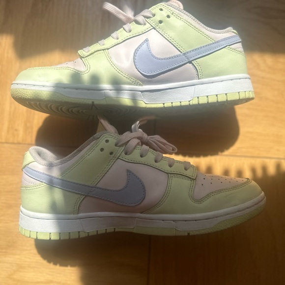 NIKE PASTEL DUNKS - Picture 2 of 7